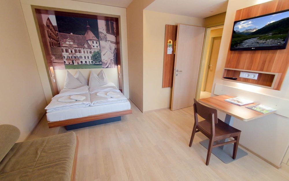 Jufa Hotel 3*